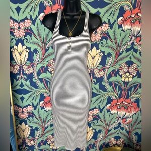 Black/white stripe form fitting dress